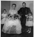 195804b huwelijk Gijs en Inge bruidsmeisjes beide Paulines